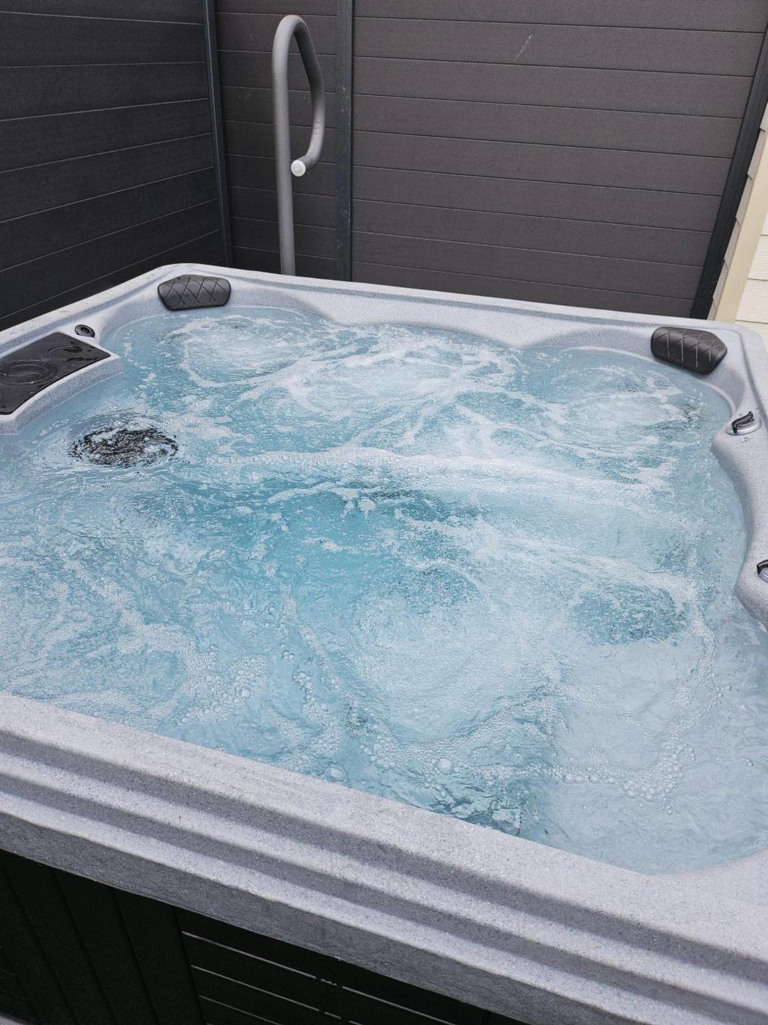 Hebergement Privee Jaccuzzi En Supplement Saint-Clair-du-Rhone Buitenkant foto